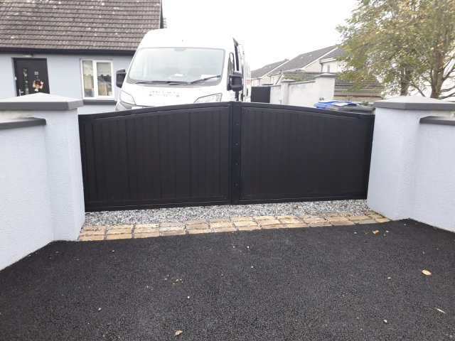 belvedere gate bog oak black 2